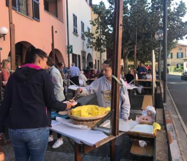 Colazione in Piazza a Pazzallo