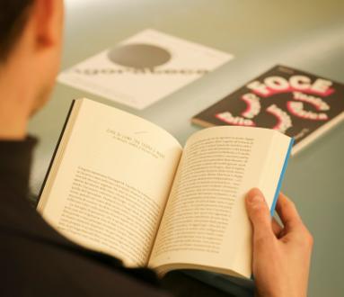 Voci, libri, incontri - Letture in Agorateca