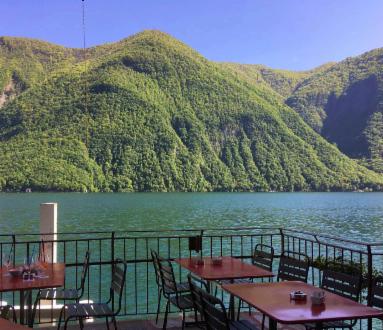 Yoga Face al risveglio con Nathalie e Brunch in terrazza 